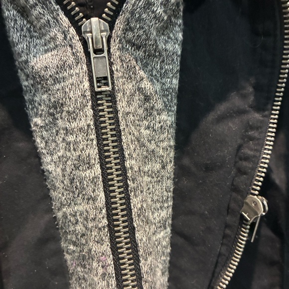 2Sable Black and Gray Hooded Jacket⭐️21” ptp - Picture 3 of 6
